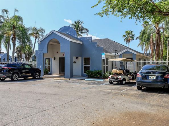 446 SW 113th Way 446, Pembroke Pines FL 33025