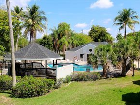 446 SW 113th Way 446, Pembroke Pines FL 33025