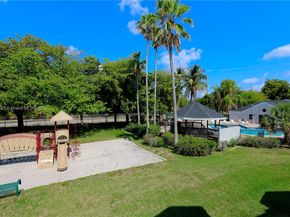 446 SW 113th Way 446, Pembroke Pines FL 33025
