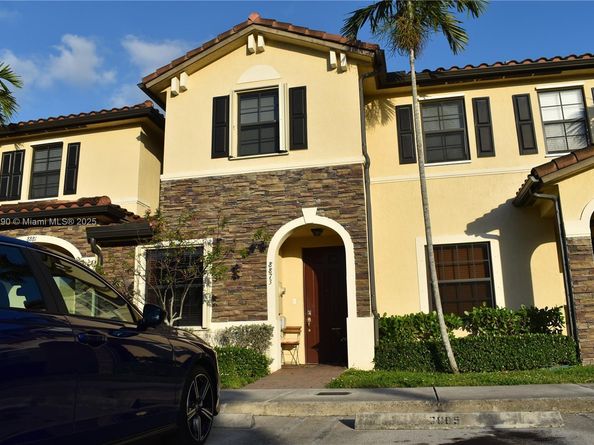 8873 W 35th Ln, Hialeah FL 33018