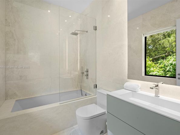 10840 Old Cutler Rd, Coral Gables FL 33156