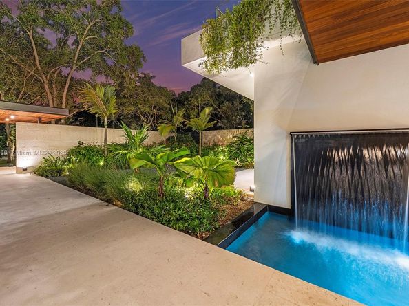10840 Old Cutler Rd, Coral Gables FL 33156