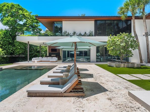 10840 Old Cutler Rd, Coral Gables FL 33156
