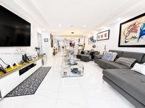 2370 NE 135th St 405, North Miami FL 33181
