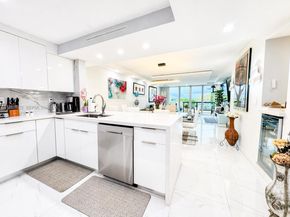 2370 NE 135th St 405, North Miami FL 33181