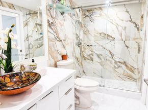 2370 NE 135th St 405, North Miami FL 33181