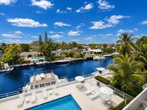 2370 NE 135th St 405, North Miami FL 33181
