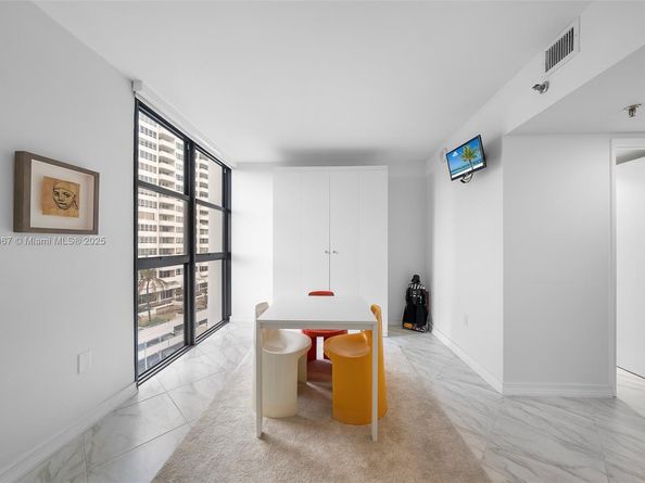 9 Island Ave 710, Miami Beach FL 33139