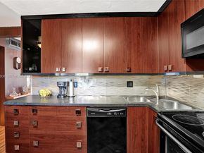 1000 NE 12th Ave 505, Hallandale Beach FL 33009