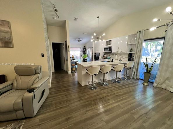 7730 SW 156th Ct A141, Miami FL 33193