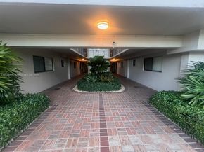 8600 SW 133 Ave Rd 319, Miami FL 33183