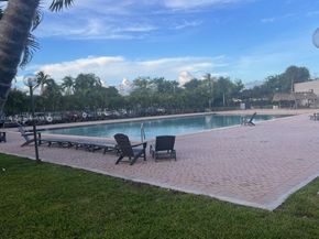 8600 SW 133 Ave Rd 319, Miami FL 33183