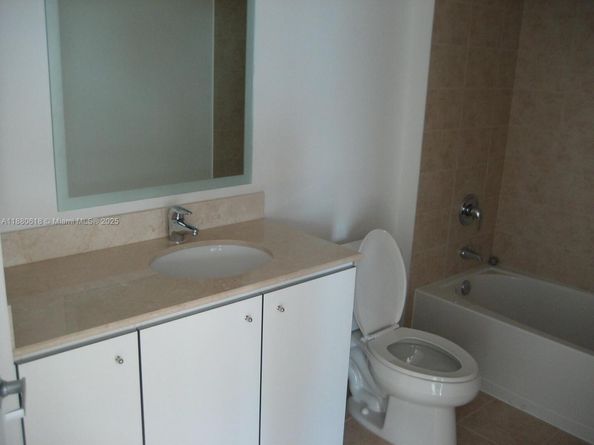 9066 SW 73 Ct 1702, Miami FL 33156