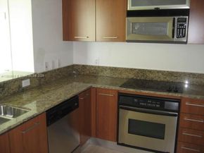 9066 SW 73 Ct 1702, Miami FL 33156