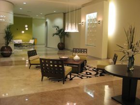 9066 SW 73 Ct 1702, Miami FL 33156