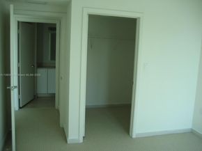 9066 SW 73 Ct 1702, Miami FL 33156