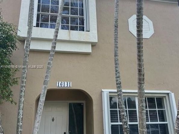 16141 Emerald Cove Rd, Weston FL 33331