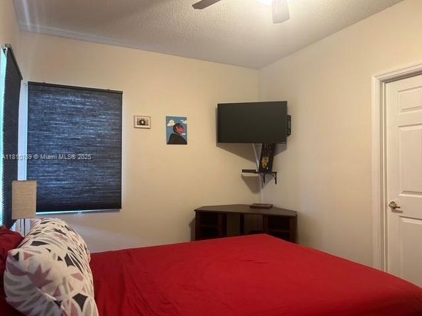 16141 Emerald Cove Rd, Weston FL 33331