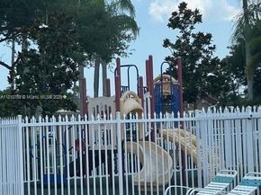 16141 Emerald Cove Rd, Weston FL 33331