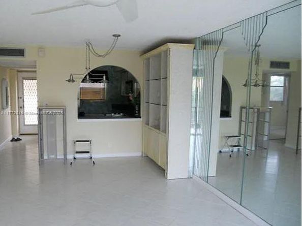 113 Royal Park Dr 2H, Oakland Park FL 33309