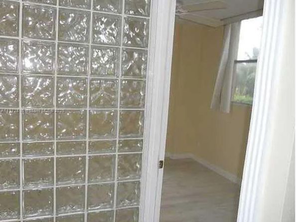 113 Royal Park Dr 2H, Oakland Park FL 33309