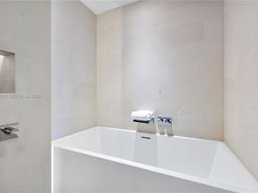 102 24th St PH1612, Miami Beach FL 33139