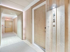 102 24th St PH1612, Miami Beach FL 33139