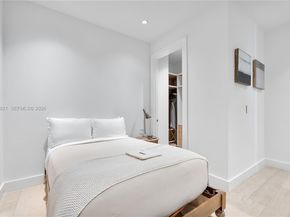 102 24th St PH1612, Miami Beach FL 33139