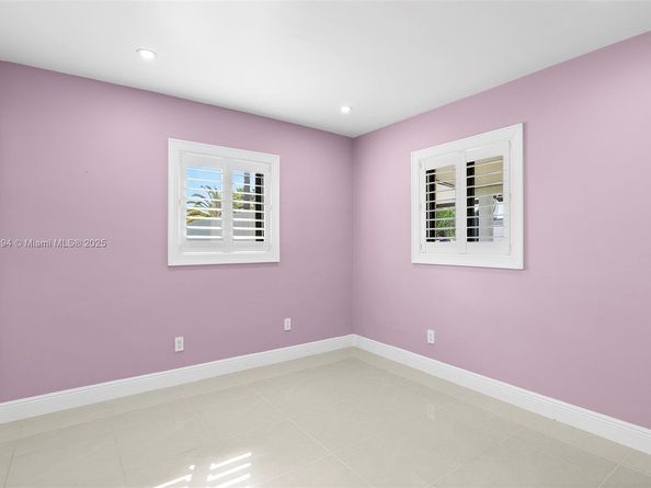 11800 SW 35th St, Miami FL 33175