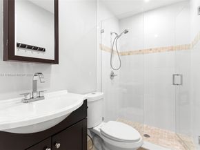 11800 SW 35th St, Miami FL 33175