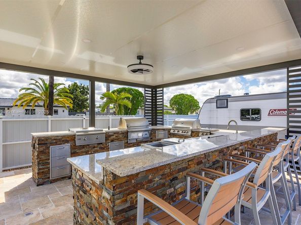11800 SW 35th St, Miami FL 33175