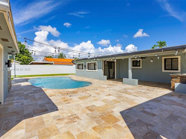 11800 SW 35th St, Miami FL 33175