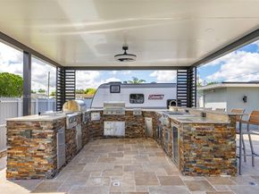 11800 SW 35th St, Miami FL 33175