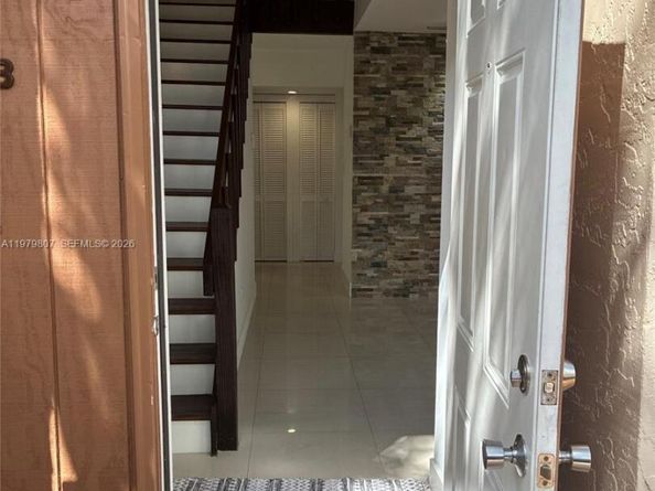 11543 SW 109th Rd 24B, Miami FL 33176