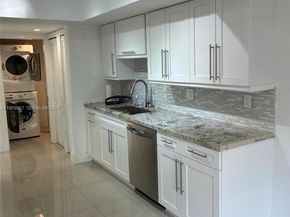 11543 SW 109th Rd 24B, Miami FL 33176