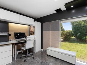 5712 White Hickory Cir, Tamarac FL 33319