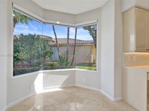 2456 Bay Isle Ct, Weston FL 33327