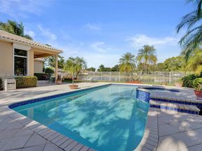 2456 Bay Isle Ct, Weston FL 33327