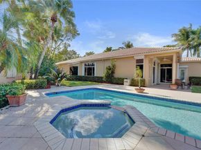 2456 Bay Isle Ct, Weston FL 33327