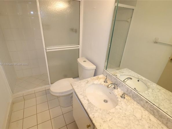 5601 Collins Ave 720, Miami Beach FL 33140