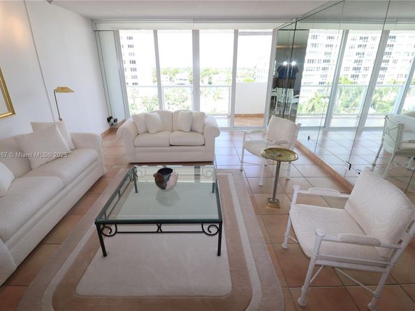 5601 Collins Ave 720, Miami Beach FL 33140