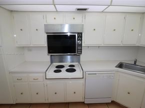 5601 Collins Ave 720, Miami Beach FL 33140