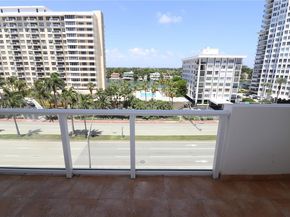 5601 Collins Ave 720, Miami Beach FL 33140
