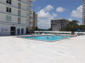 5601 Collins Ave 720, Miami Beach FL 33140