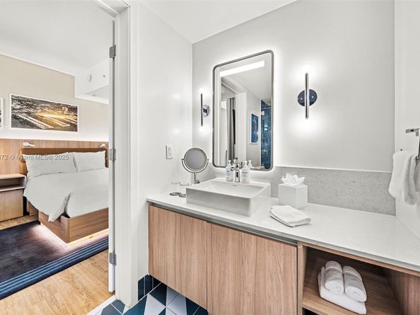 601 NE 1st Ave 1803, Miami FL 33132