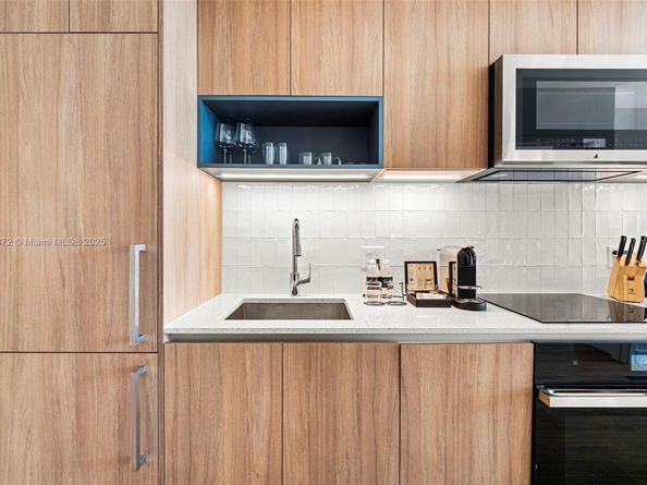 601 NE 1st Ave 1803, Miami FL 33132