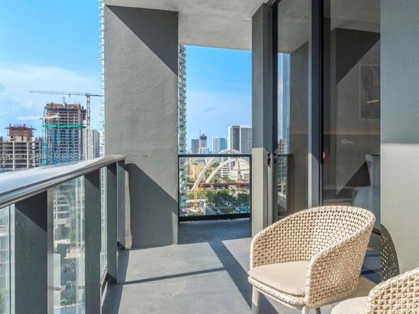 601 NE 1st Ave 1803, Miami FL 33132