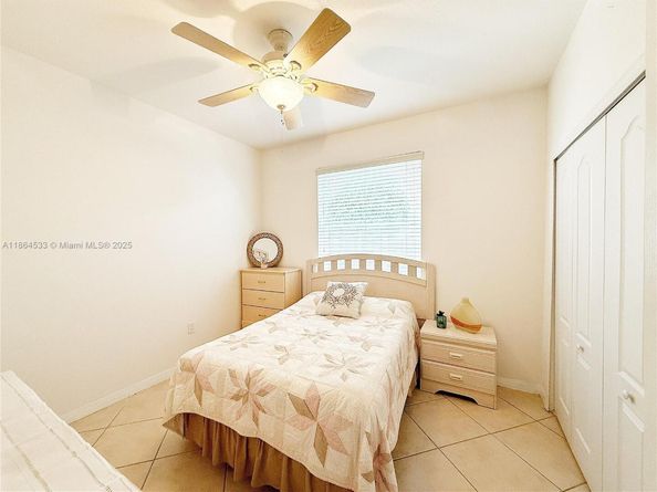 16032 SW 63rd Ter, Miami FL 33193