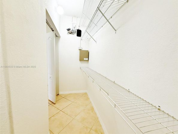16032 SW 63rd Ter, Miami FL 33193