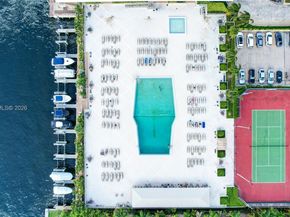 1965 S Ocean Dr 4S, Hallandale Beach FL 33009